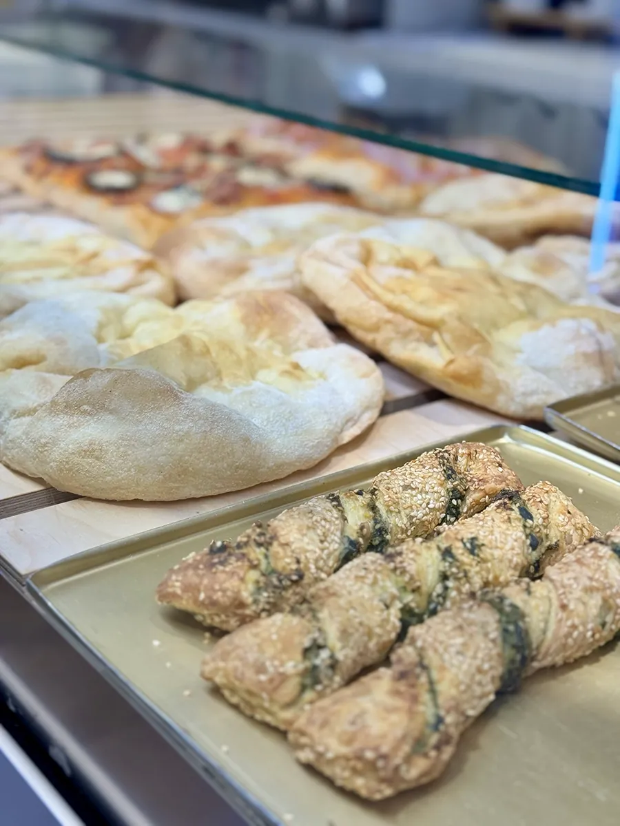 Pane fresco — Panificio Pane Tinto