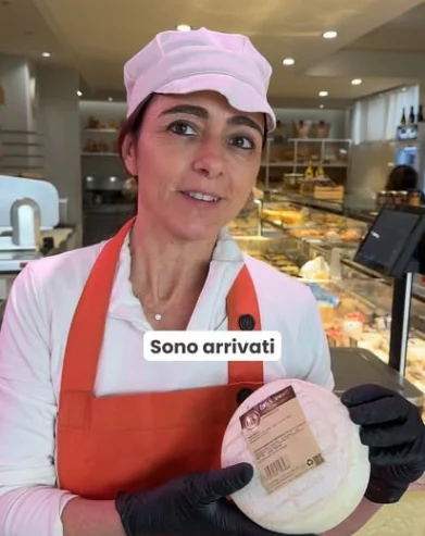Post social Pane Tinto